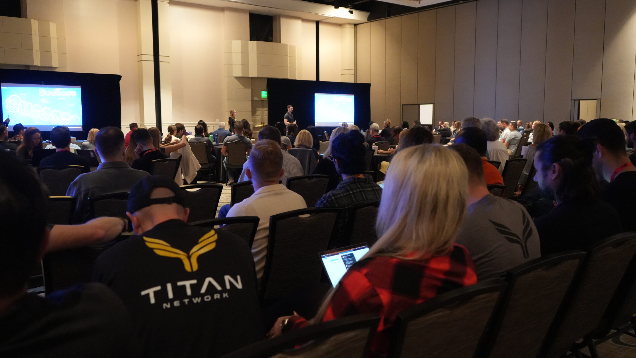 Diverse group collaborating in a vibrant mastermind community meeting, sharing ideas and fostering innovation together.